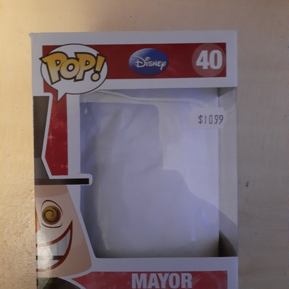 Original mayor #40 funko Pop RARE *read description* vaulted pop - Picture 7 of 7